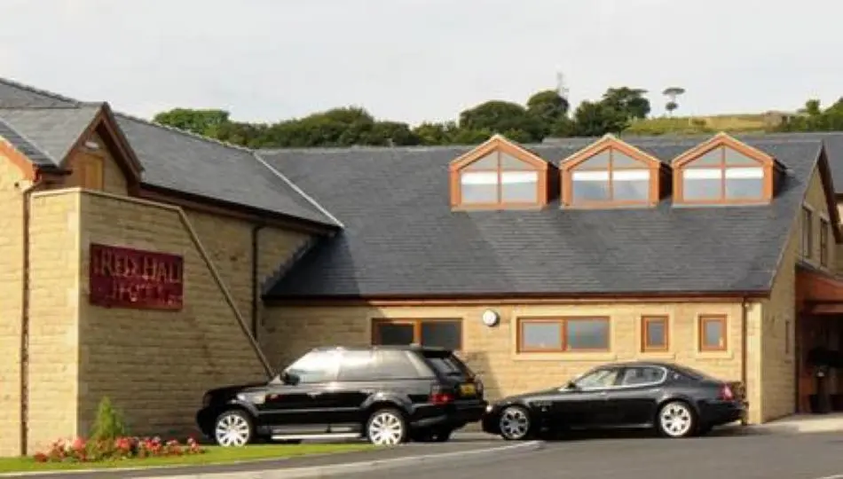Red Hall Hotel & Restaurant